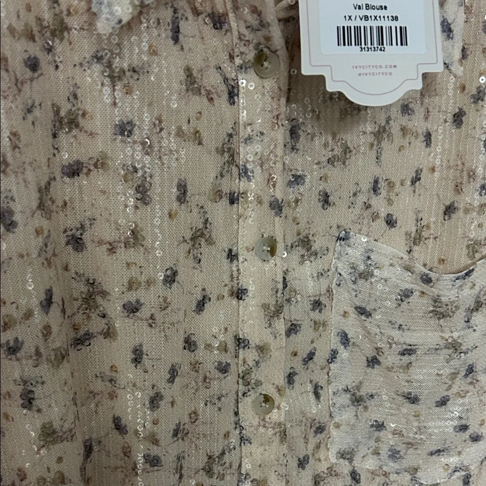 Women's Cream Floral Sequin Button-Up Shirt - Picture 5 of 5